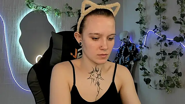 Elastikisss' Live XXX Chat