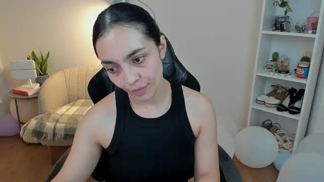 _BellaEvans_ লাইভ XXX চ্যাট