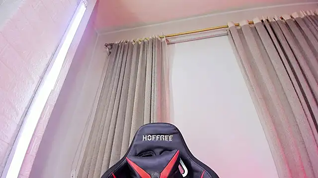 Czat XXX na żywo – Engel_boss