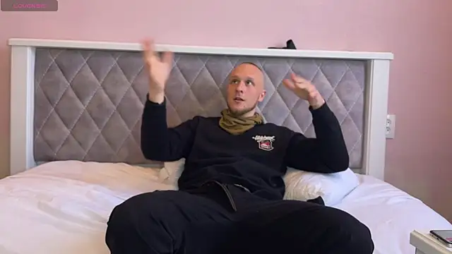 lion_and_kittyy Webcam show