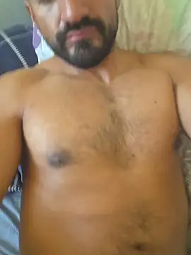 Pokazy przed kamerką – piggylatino