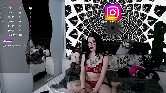 Lilithcaine's Live XXX Chat