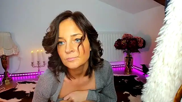 ViciousSiren live XXX chat