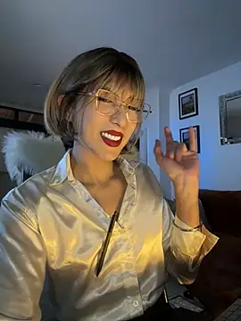 Conny_777 webkamerás műsora