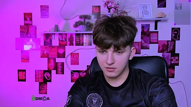 travis_wolf_: απευθείας συνομιλία ΧΧΧ