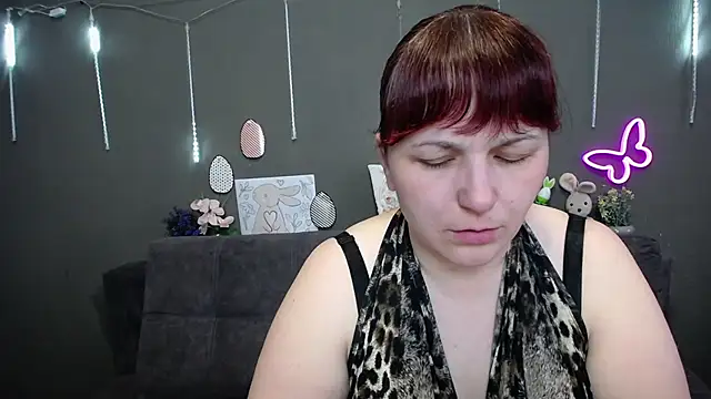 Chat +18 de AliceInksSweetty ao vivo