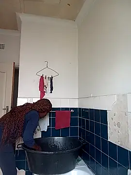 XXX chat uživo modela sluttylaura21