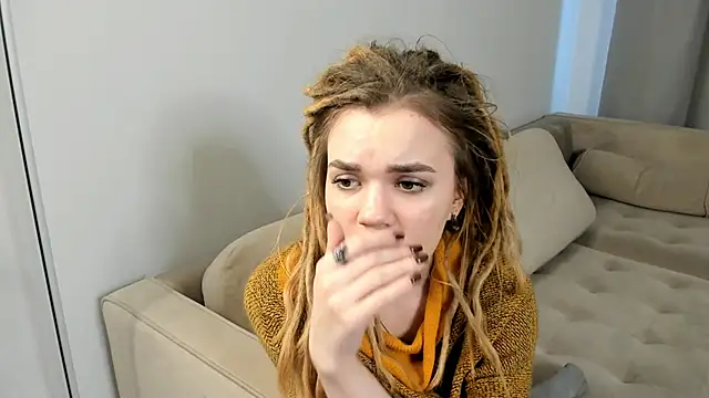 AldaCerrello's Live XXX Chat