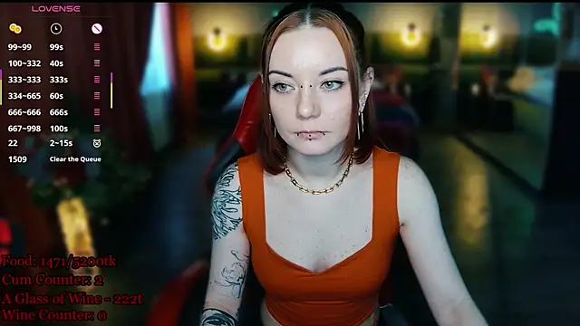 MaxPhoenixx élő XXX-chatje