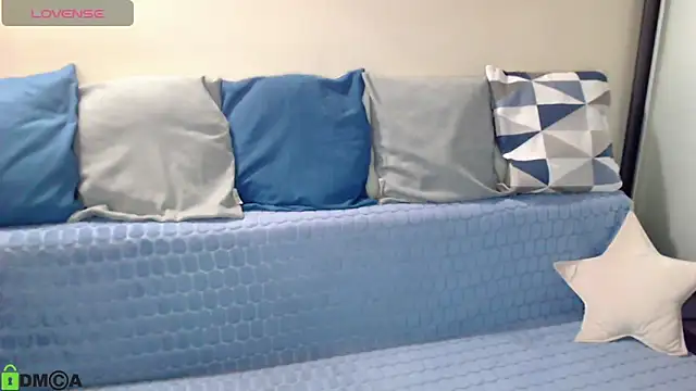 SelinLiのライブXXXチャット