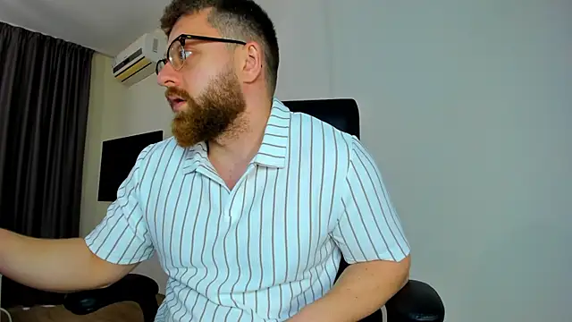 Онлайн чат XXX Findom_guy