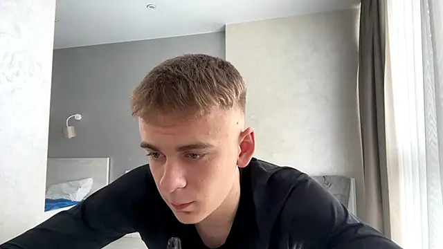 SoloFury webcam show