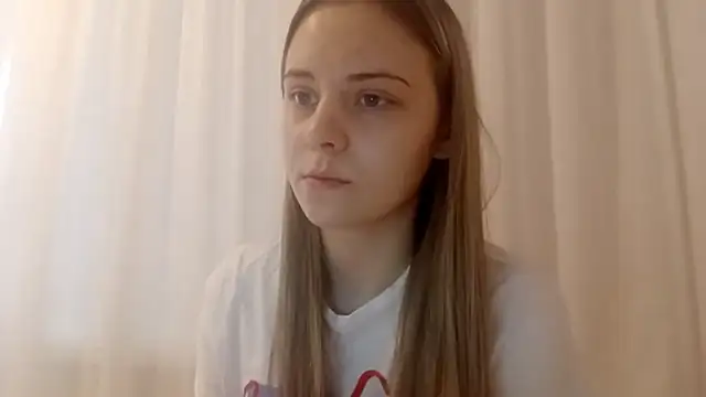 CrackShirker Adlı Modelin Web Kamerası Şovu