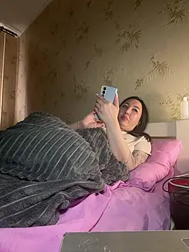 Naughtbaby_2025's Live XXX Chat