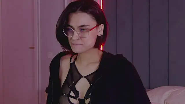 VioletAsh's Live XXX Chat