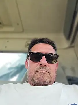 phil_truck_exhib's Webcam Show