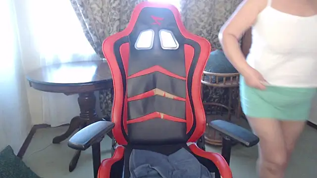 Chat +18 de KellyNory ao vivo