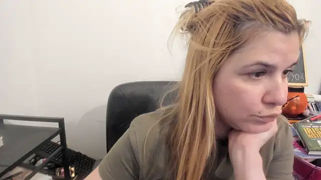 new_but_cute 라이브 XXX 채팅