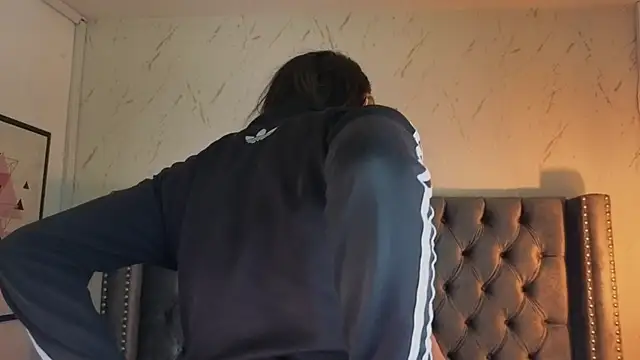 Kim_Blane Adlı Modelin Canlı XXX Sohbeti