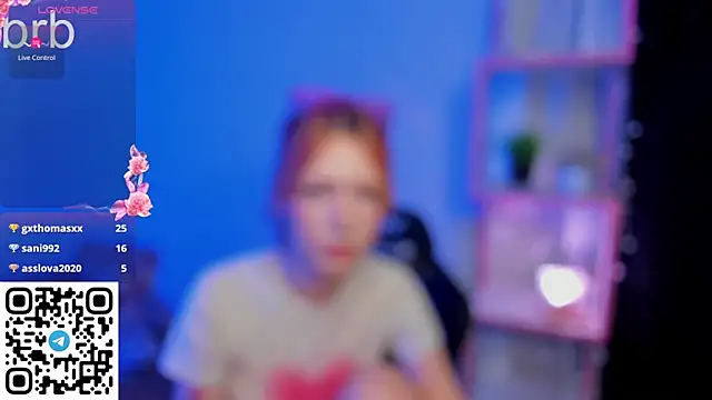 Chat +18 de Linablueeyed ao vivo