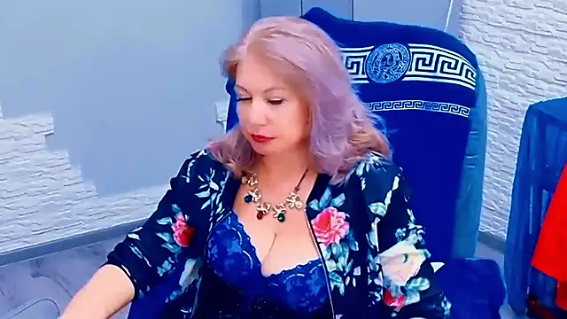 Hornystepmom29's Live XXX Chat