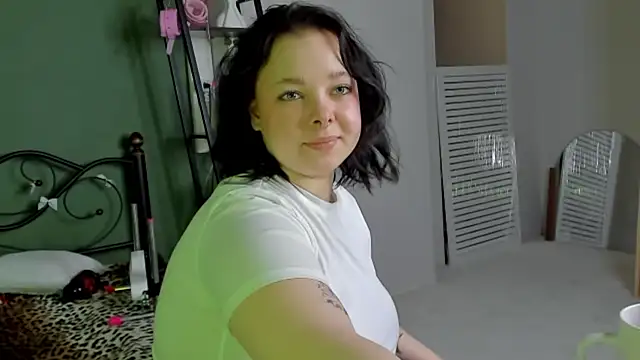 Vlada_vv 라이브 XXX 채팅