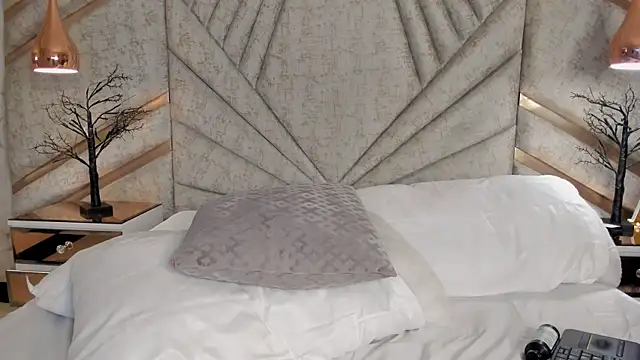 Czat XXX na żywo – EmeelyMuller