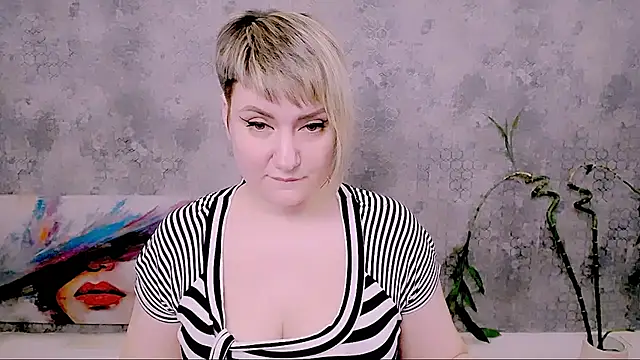 แชท XXX สดของ Djullia