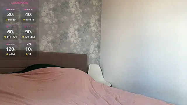 MIA_SHADE's Live XXX Chat