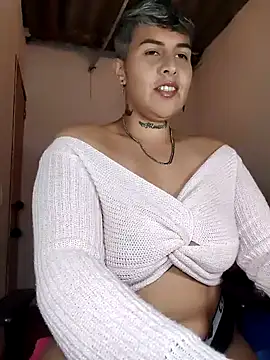 Chat XXX en directo de Yessi_rousse