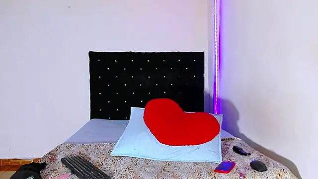 Show modela valen_colombian69 na web-kameri