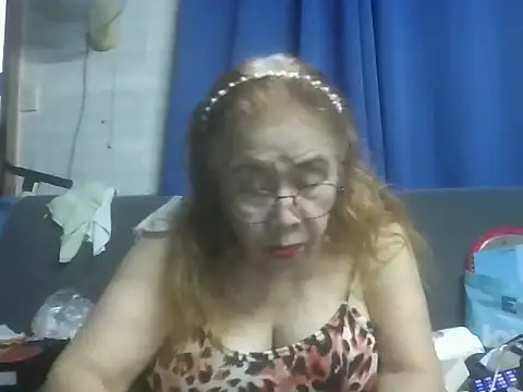 Živý XXX chat xloverboobsx