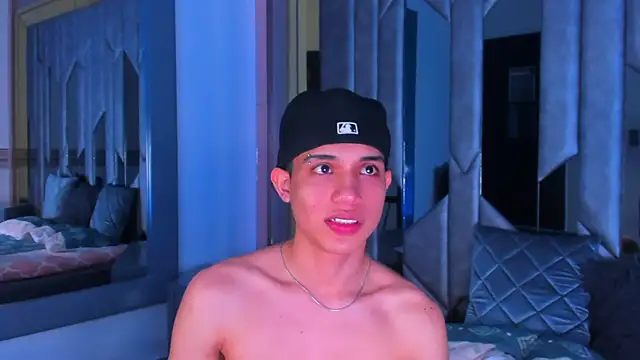 Sebax_Young Adlı Modelin Web Kamerası Şovu