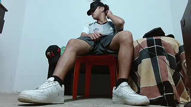 Chatroom XXX en direct de Macho_Dom