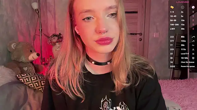 EveDarkSide Chat XXX live