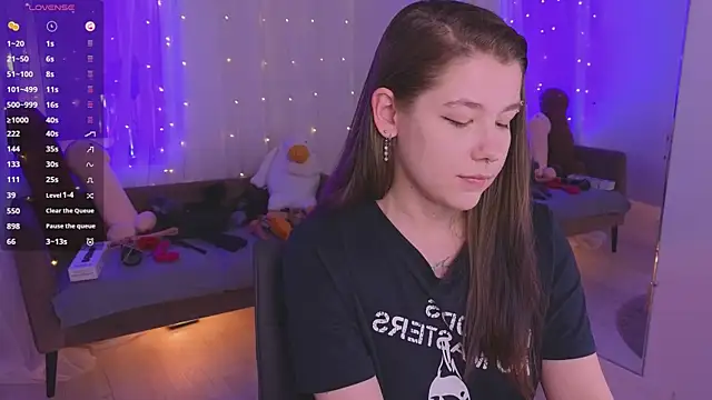 Mira_Falls' Live XXX Chat