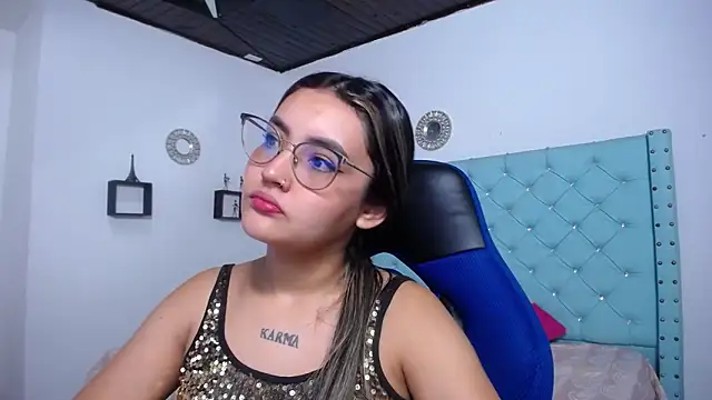 kathe-mills235's Live XXX Chat