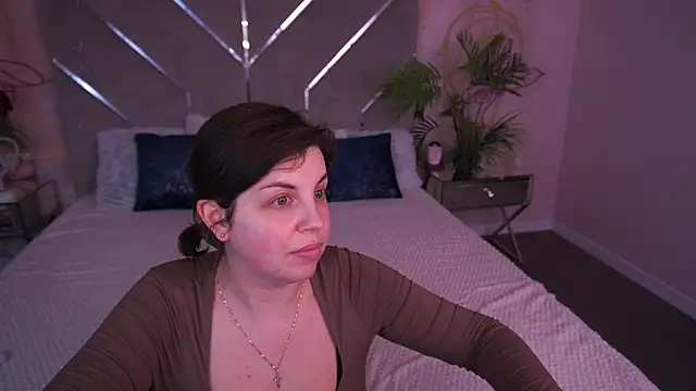 MirandaWongn Live XXX chat