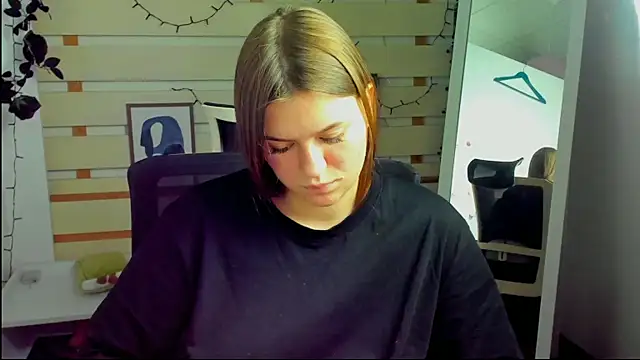 Josephine_Kiss live XXX chat