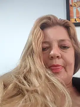 Chat XXX en directo de karlaanqui1