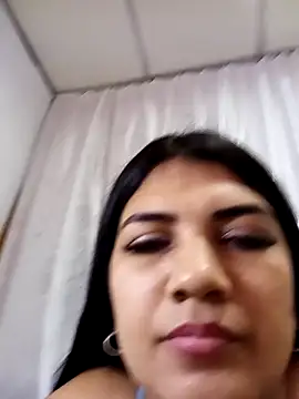 Emma_What's Live XXX Chat