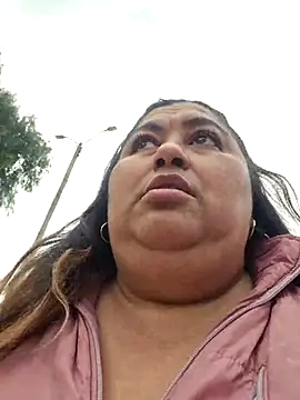 curvy_diva_ 现场XXX聊天