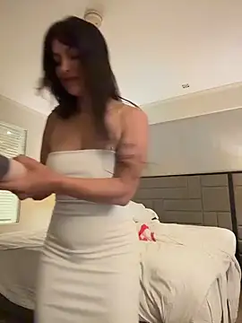 Zeravina Obrolan Langsung XXX