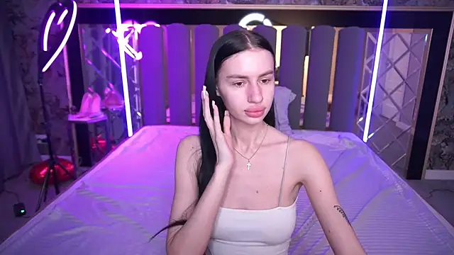 Snow_WhiteeeX লাইভ XXX চ্যাট