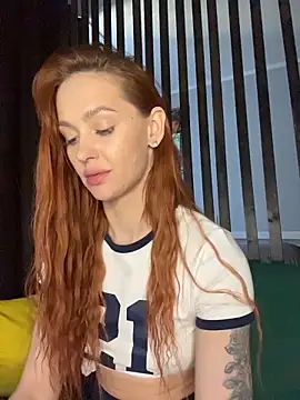 LittleFox___ Chat XXX in diretta