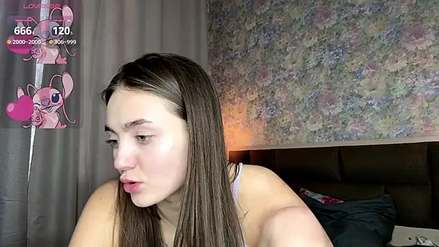 LoraDavi 现场XXX聊天