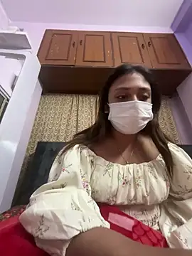 Yourhornynightmare Adlı Modelin Web Kamerası Şovu