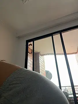 Eva_stark10: διαδικτυακό σόου στην κάμερα