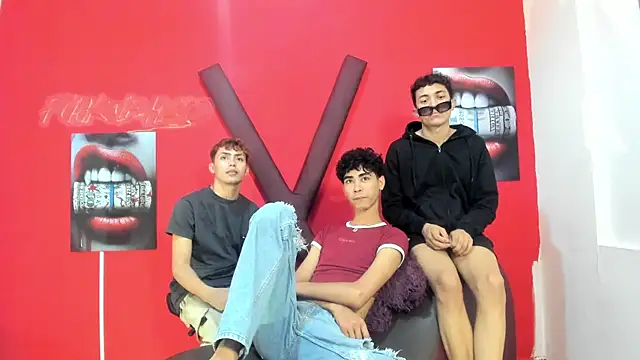 Chat XXX ao vivo de AVENGER_BOYS2026