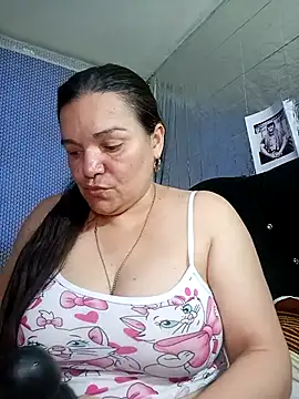 Chat XXX en directo de Zuleyka_69